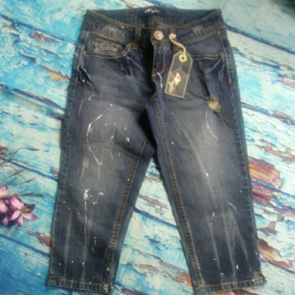 Tyte distressed cropped jeans juniors size 3